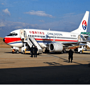 伊金霍洛机场空运航空快运业稳步发展的原因是什么？